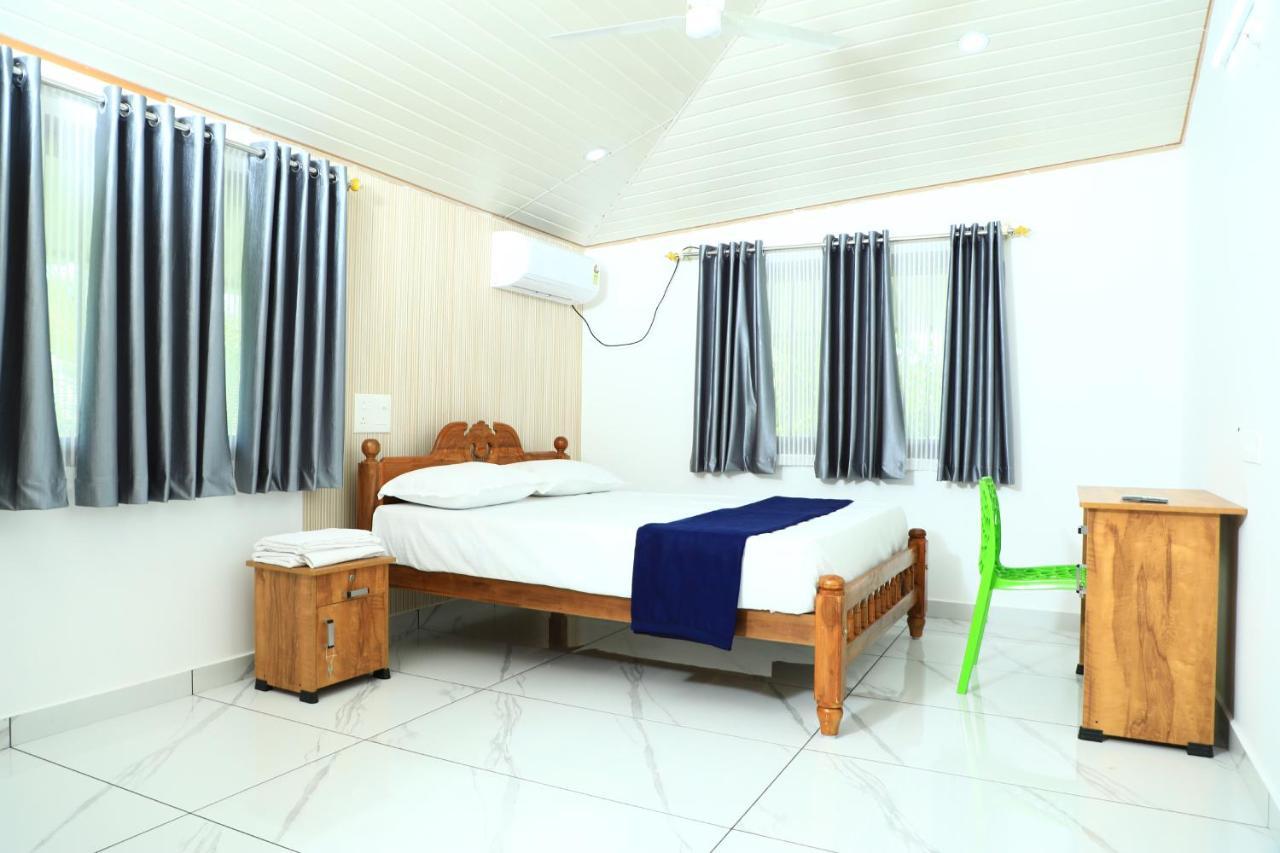 Bliss Homestay Munroe Island Mundrothuruth Exterior photo
